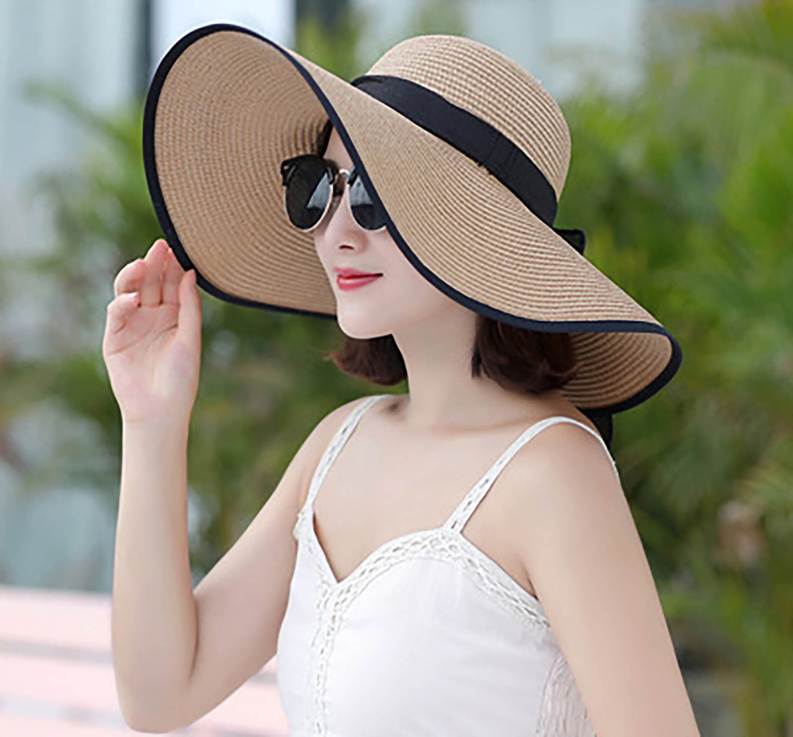 Women's Summer Sunscreen Big Hat With Streamers Vacation Sunshade Beach Hat