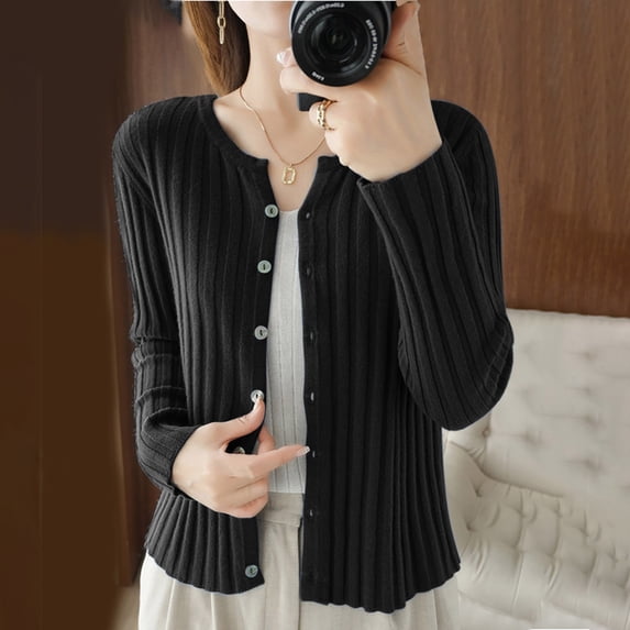 Women's Sweaters and Cardigans with Pockets Solid Color Long Sleeved Round Neck Button Knit Sweater With Stripe Sweater Top