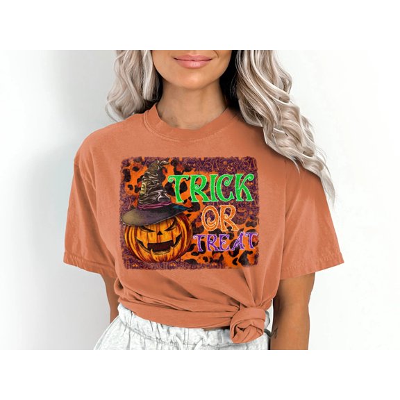 Women's Trick or Treat Pumpkin Witch Hat T-Shirt