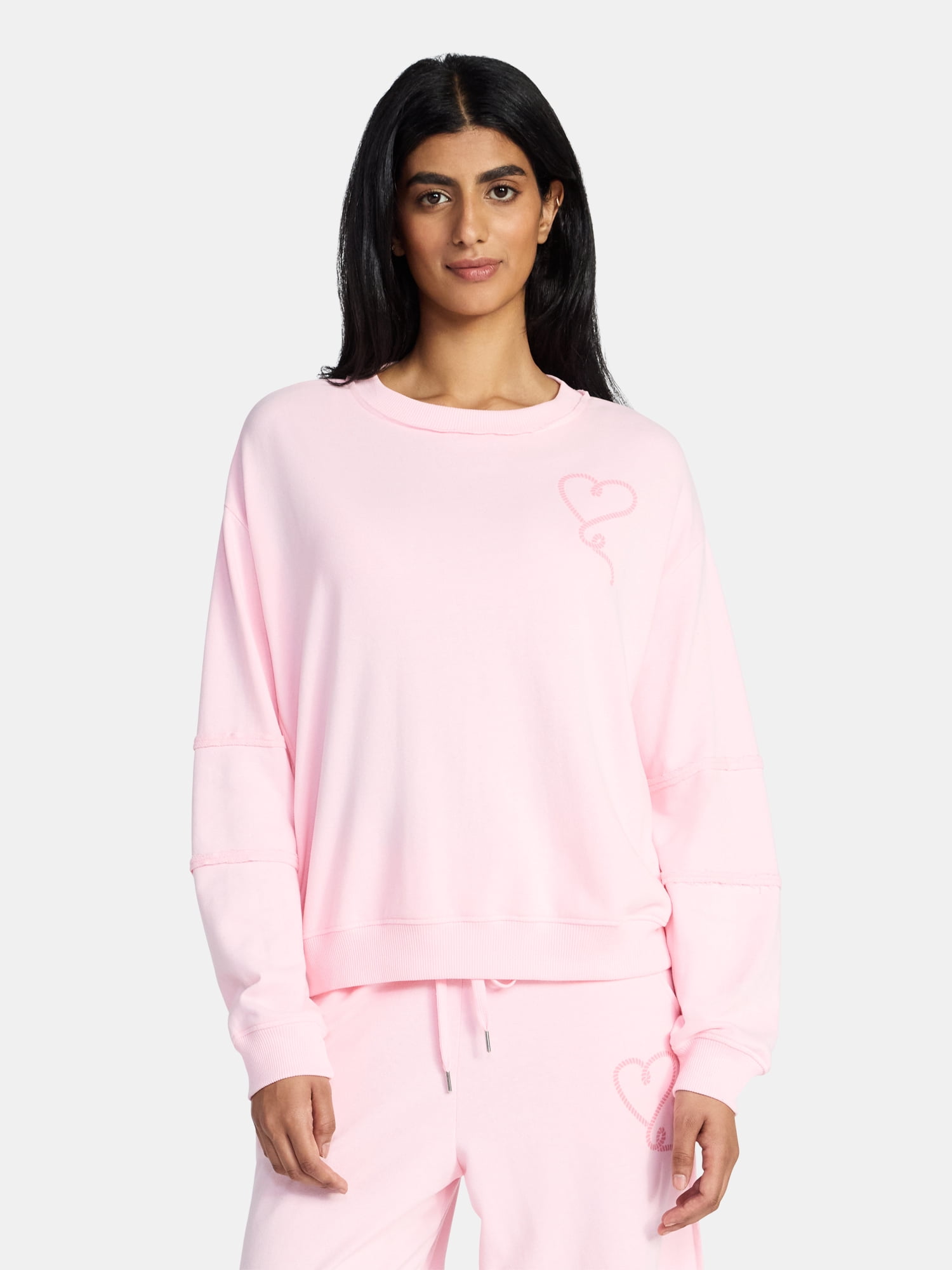 Valentine's Day Women's Heart Lasso Graphic Fleece Top from Way to Celebrate, Sizes S-XXXL