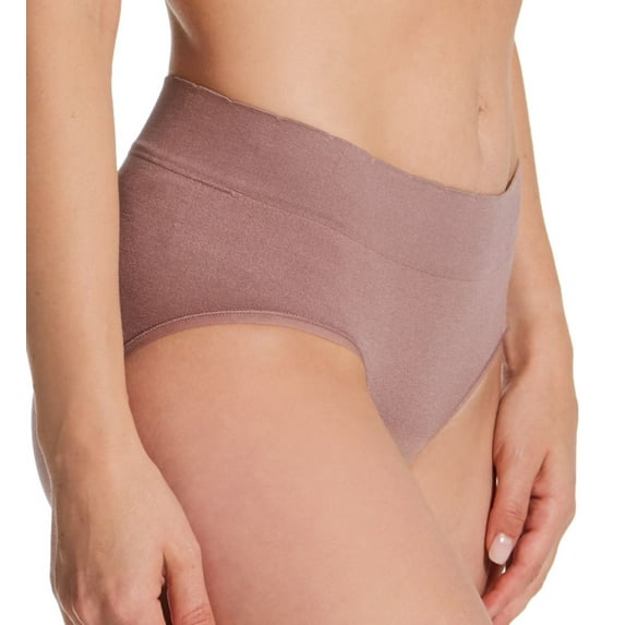 Women's Vanity Fair 18218 No Pinch, No Show Seamless Hipster Panty (Chocolate Mousse 7)