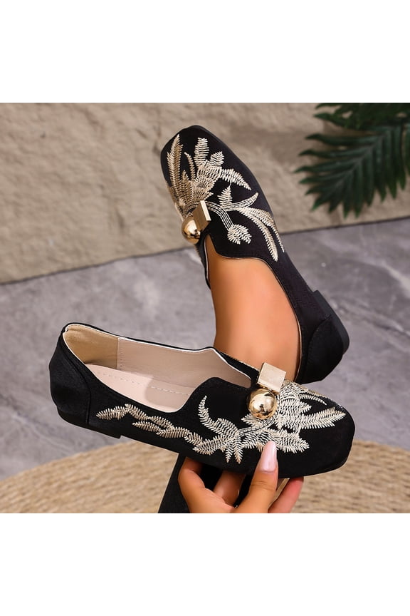 Women's Versatile Style Soft-Soled Embroidered Metal-Decorated Plus-Size Shoes Spring/Summer Style Trendy Low-Heeled Comfortable Casual Flat Loafers.