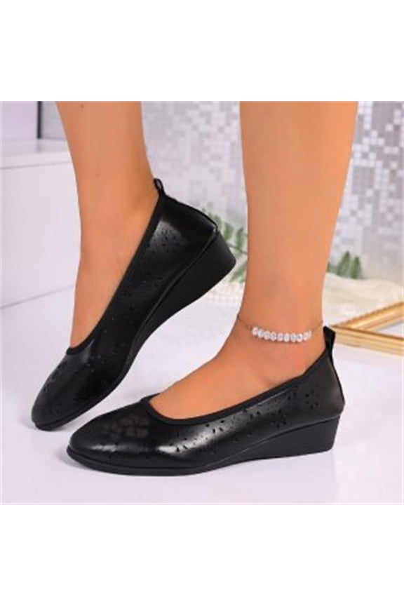 Women's Wedge Cut-Out Flats Breathable Soft Sole Slip-On Casual Summer Footwear Black 36