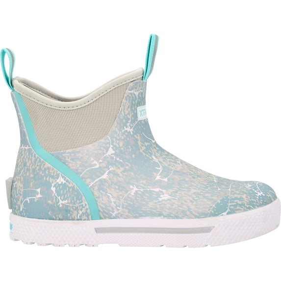 Xtratuf Women's Wheelhouse 6" Ankle Deck Boot Wheelhouse Women In Blue 7 M