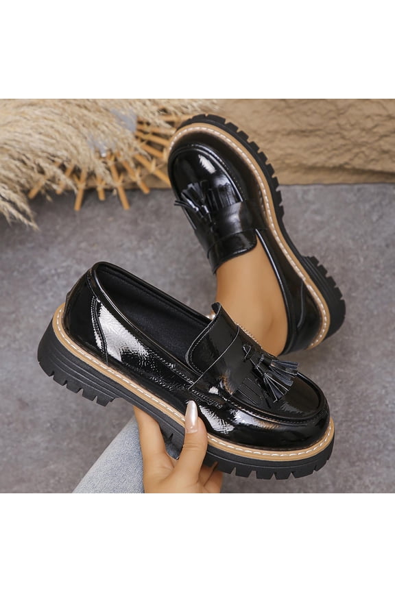 Women's Wide Width Patent Leather Platform Loafers, Retro Tassel Accent Chunky Sole Shoes, British Style Casual Dress Shoes for Spring & Fall, Black