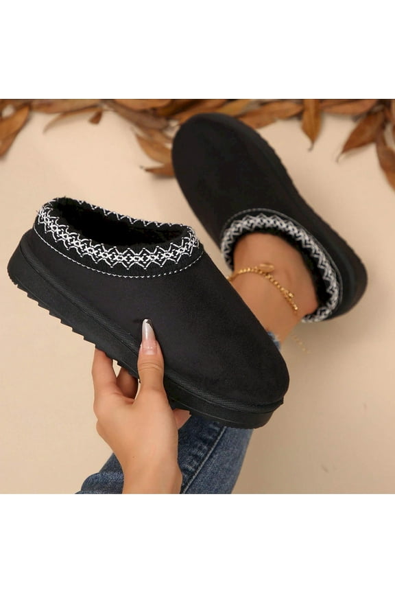 Women's Winter Sandals Durable Snow Boots for Outdoor Use - Thickened Flat Sole, Non-Slip Design, Warmth & Comfort