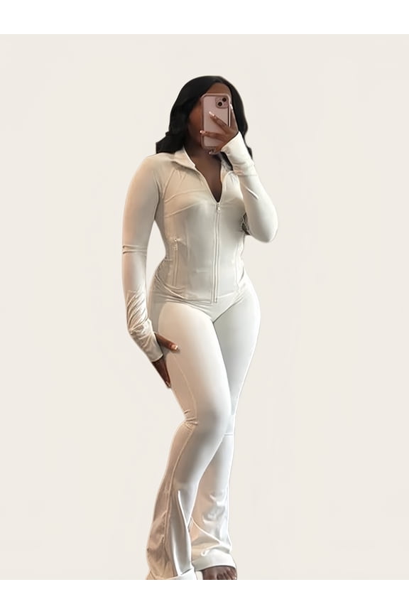 Women’s Zip-Up Athleisure Set — Slim Fit Stretch Tracksuit, Compression Sportswear 2-Piece Outfit, High-Rise Flare Leg Pants, Body-Contouring Activewear, Soft Breathable Workout Set