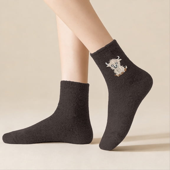 Womens Coffee Highland Cow Socks, Non-Slip Fuzzy Ankle Socks, Cozy Plush Lounge Slipper Socks & Christmas Gift,Size Free Size