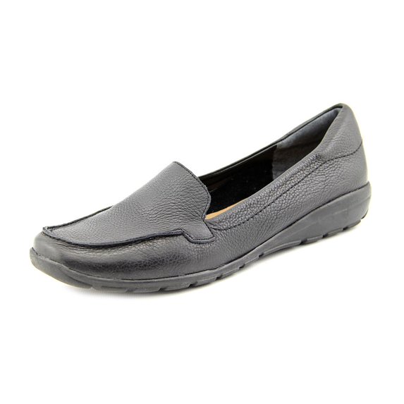 Womens Easy Spirit Abide Loafer Flats, Black Leather
