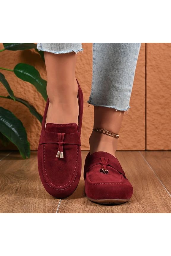 Womens Fashionable Casual Versatile Plus Size Round Toe Shoes Spring And Winter Style Trendy Soft Sole Comfortable Flat Low Mouth Loafers Senior Front
