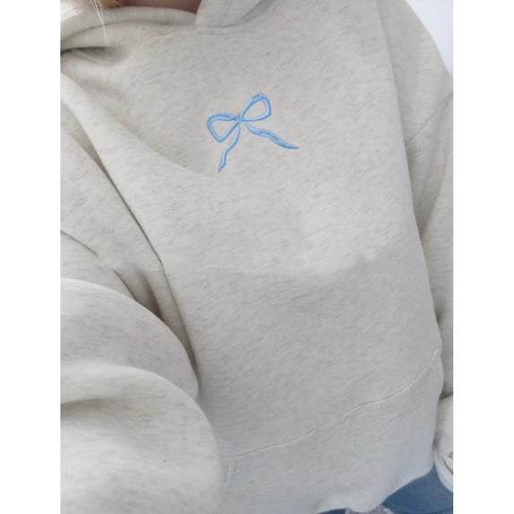 Womens Floral Bowknot Pattern Graphics Oversized Hoodie Pullover Top Long Sleeve Loose Fit Sweatshirts with Pocket