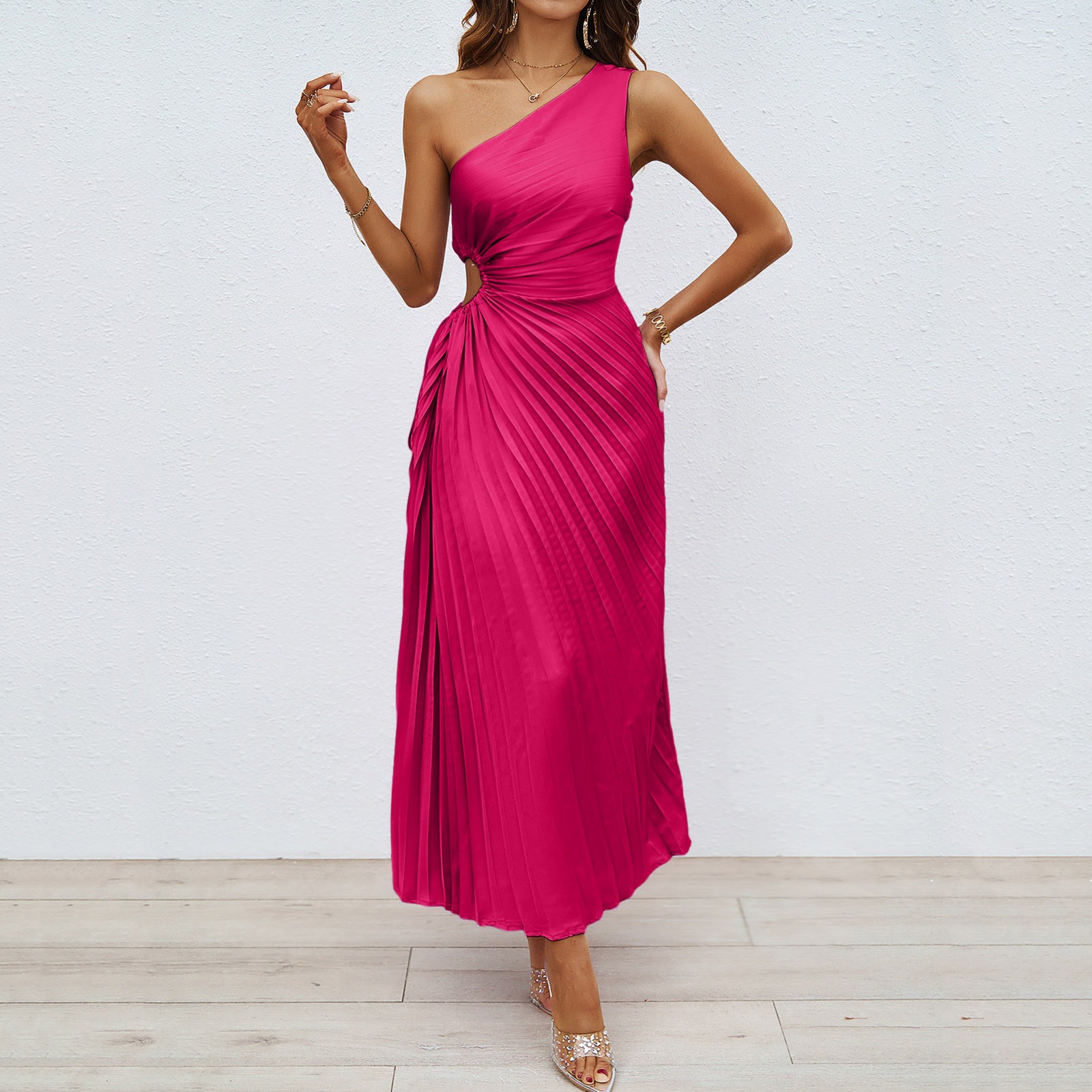 Elegant Holiday Wedding Guest Maxi Dress Styles to Elevate Your Seasonal Look