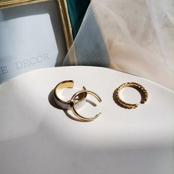 Womens Geometric Alloy Ring Set: Three-Piece Retro Black Rings with Rainbow Elements, Electroplated Finish for Temperament and Personality