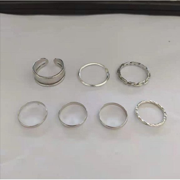 Womens Geometric Smooth Circle Joint Ring Set: 7-Piece Alloy Electroplated Fashion Rings, European American Style, Golden Silver