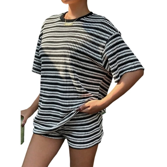 Womens Geometric Stripe Short Sleeve T-Shirt and Shorts Loungewear Set Black L