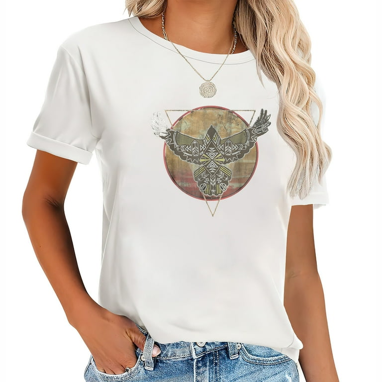 Hawk Geometric Pattern Sunset Vintage Graphic T-Shirt Hawk Geometric Pattern Sunset Vintage Graphic T-Shirt