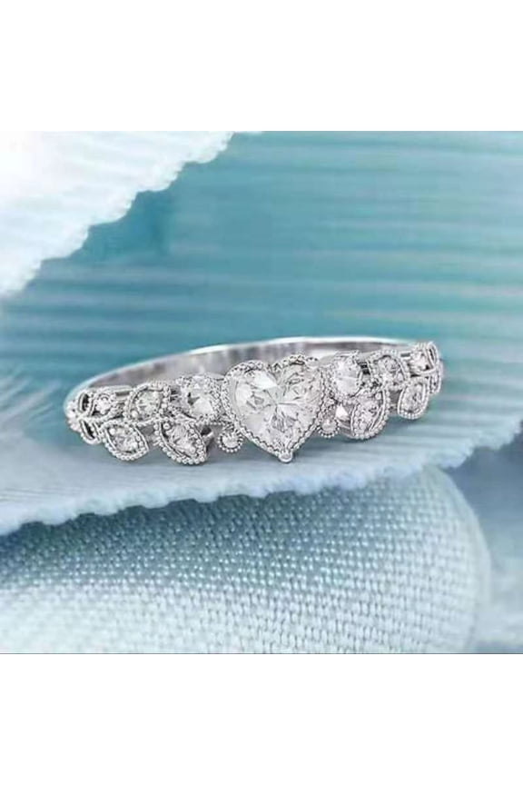 Womens Heart-Shaped Alloy Ring, Gold-Plated with Artificial Gems, European Style, Electroplated Finish