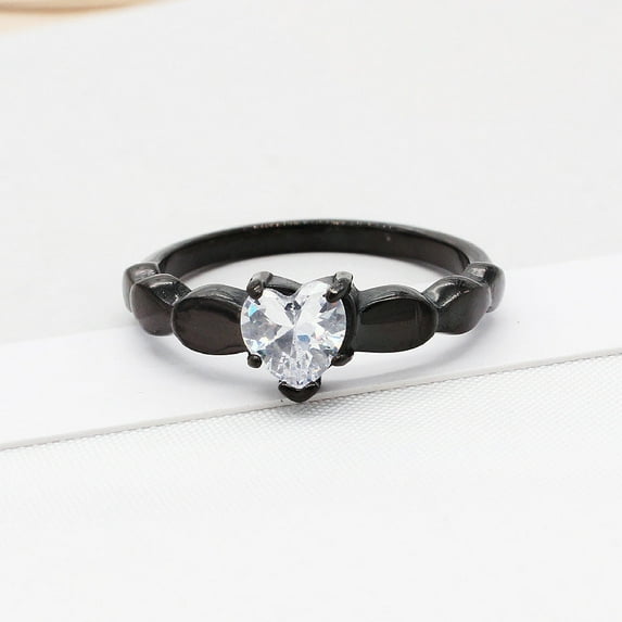 Womens Heart Shaped Ring Titanium Steel Diamond Promise Ring High Quality Durable Elegant Fashion Jewelry Gift For Her