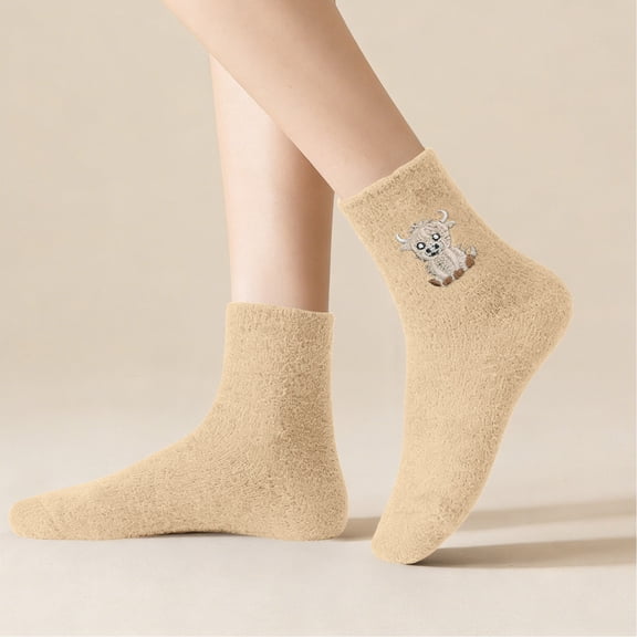 Womens Khaki Highland Cow Socks, Non-Slip Cozy Fuzzy Ankle Socks, Plush Slipper Socks & Christmas Gift Stocking Stuffers,Size Free Size