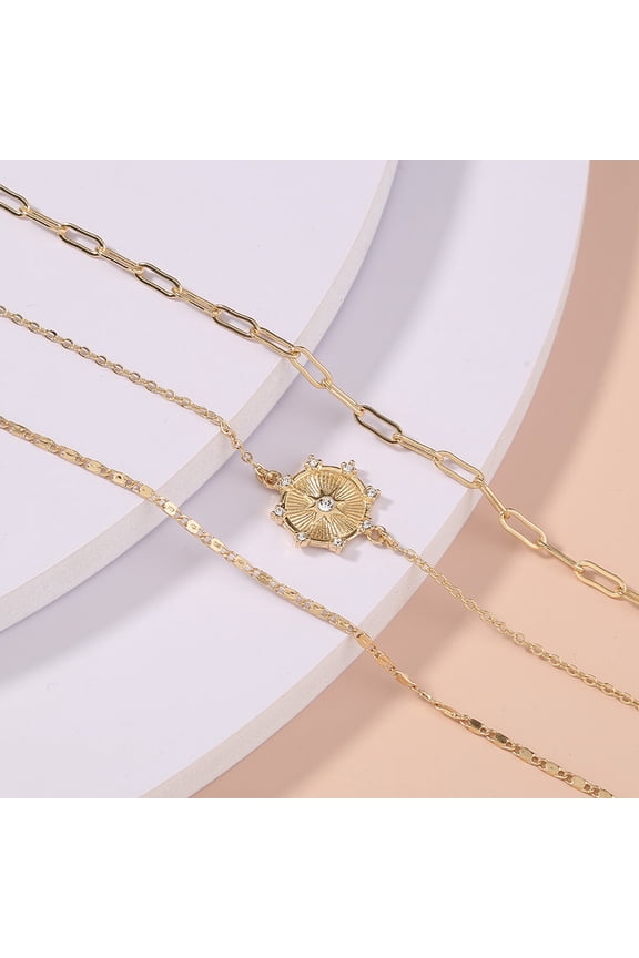 Womens Multi Layer Bracelet with Star Studded Diamond Tag and Lattice Chain European Inspired Zinc Alloy Copper Bracelet Jewelry Gift 20cm