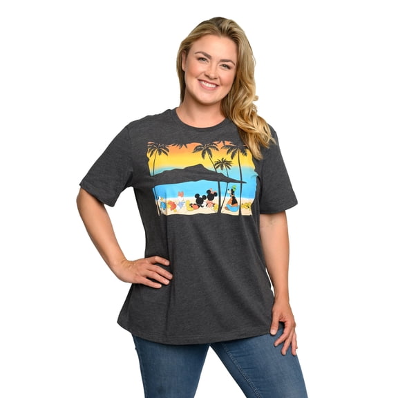 Disney Women's Plus Size T-Shirt, Mickey & Friends Beach Sunset Graphic Tee