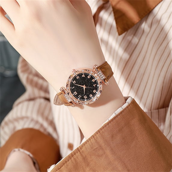 Womens Quartz Wrist Watch Fashion Rhinestone Bezel Watch Round Starry Dial Watch Leather Strap Dress Watch