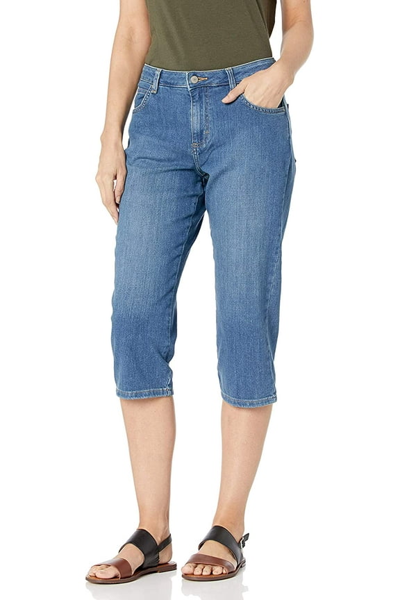 Womens Relaxed Fit Capris 8 Light wash