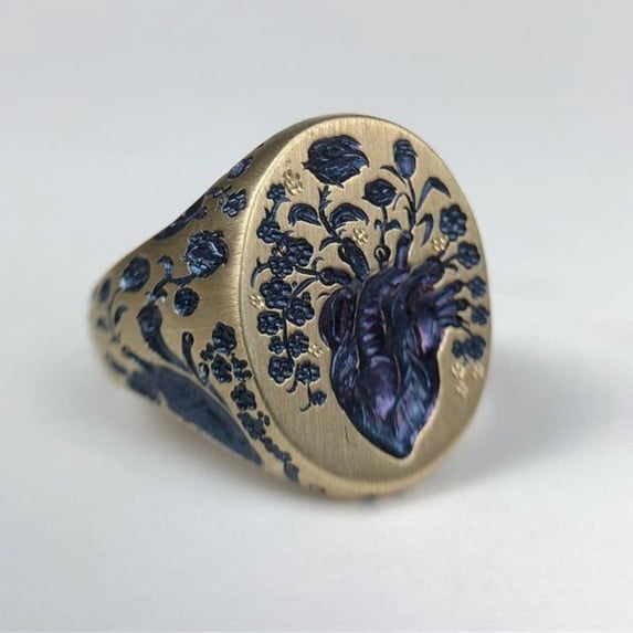 Womens Retro Flower Ring Exaggerated Alloy Fashion Statement Ring Gold Tone Not Inlaid Everyday Wear Cute Fun Jewelry
