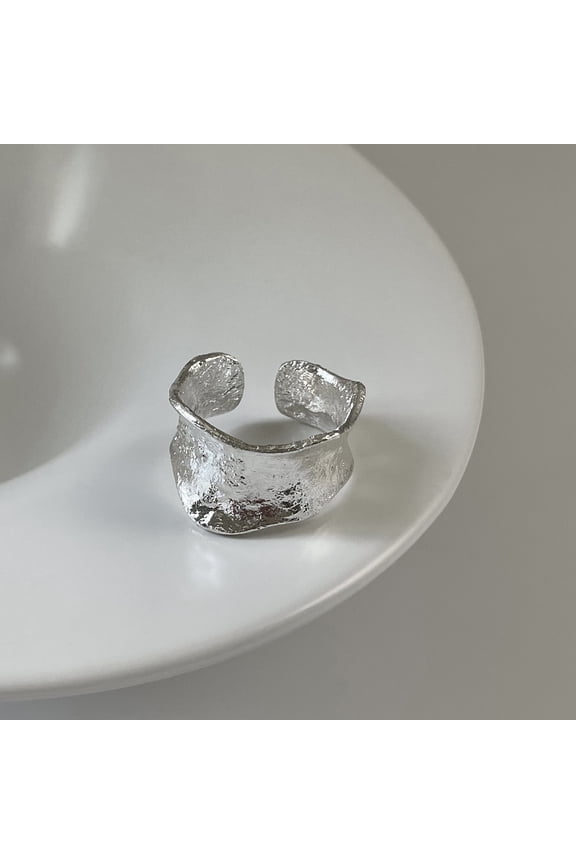 Womens Retro Geometric Irregular Water Drop Ring Copper Electroplated Patterned Fashion Ring Three-Dimensional Decoration National Style Ring