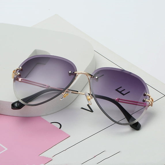 Womens Retro Sunglasses Gradient Resin Lenses UV400 Protection Fashion Eyewear Stylish Sun Glasses for Women Plastic