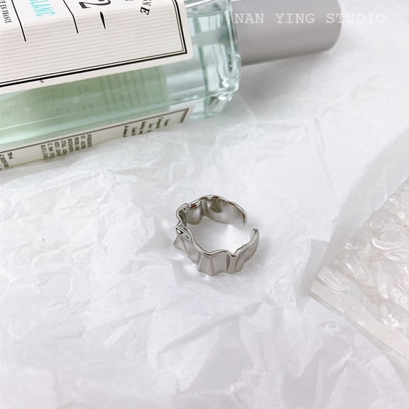 Womens Retro Wrinkled Textured Ring Irregular Line Silver Plated or Gold Plated Adjustable Size 7 Sleek Design