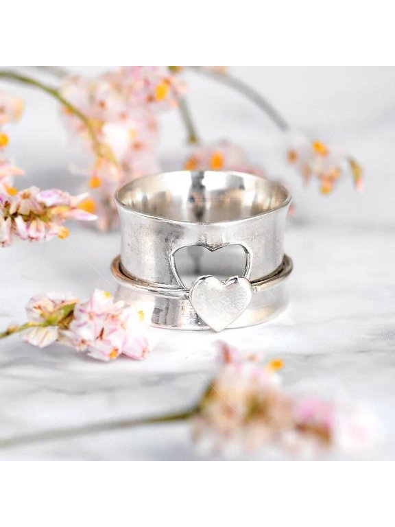 Womens Rotating Heart Ring Fashion Hollow Stitching Peach Heart Metal Ring European American Electroplated Gift