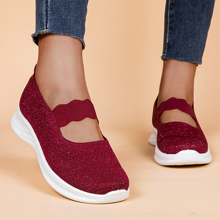 Size 5 hot sale wide womens shoes