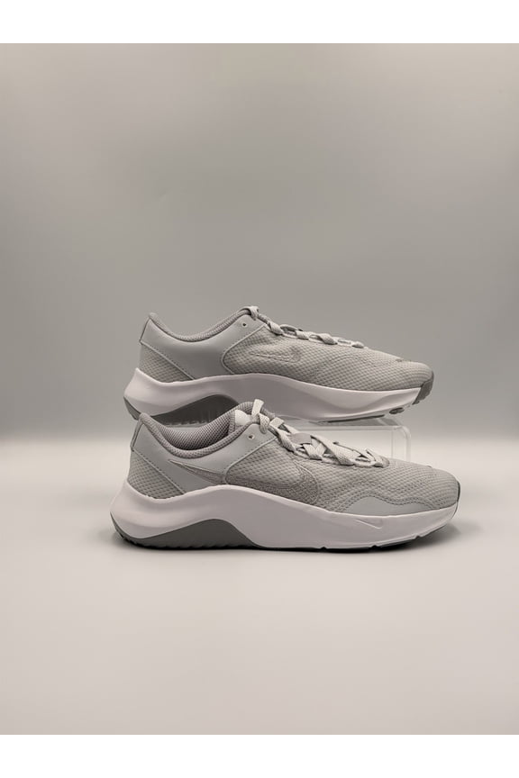 Womens Size 7 Nike Legend Essential 3 Next Nature Pure Silver W DM1119-004