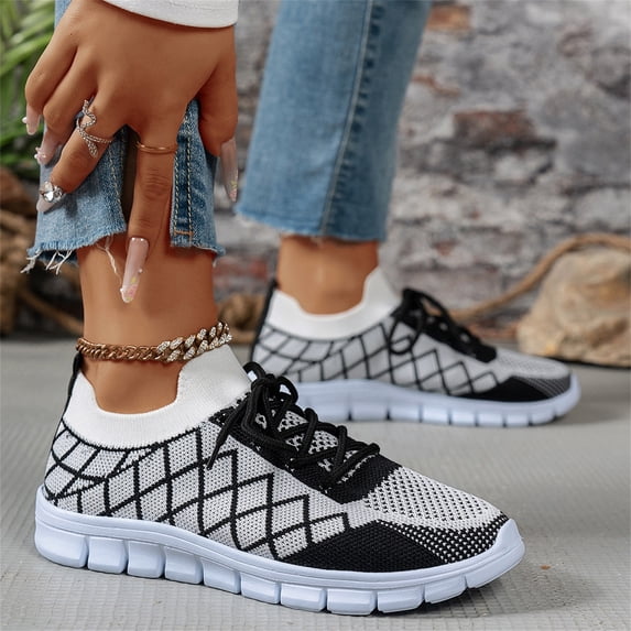 Womens Sneakers, Sneakers for Women, Womens Tennis Shoes, Women Classic Plus Size Fly Knit Round Toe Casual Flats Lightweight Comfort Walking Footwear Soft Sole Daily Shoes, Black 6