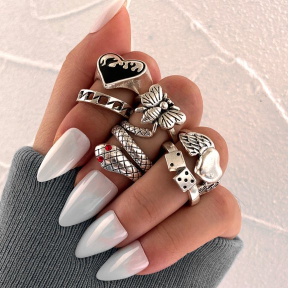 Womens Vintage Spade Card Poker Ring Set: 5-Piece Alloy Knuckle Rings, Electroplated, Ins Style, Creative Personality Gift