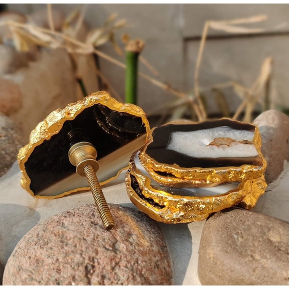 Wonder Care Agate knobs for Dresser Drawers, Agate Slice pulls for Cabinet Doors Cupboard Decorative Wardrobe Handles Furniture Hardware, Golden electroplated Edges (Pack of 5) Black