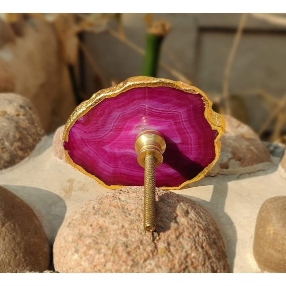 Wonder Care Agate knobs for Dresser Drawers, Agate Slice pulls for Cabinet Doors Cupboard Decorative Wardrobe Handles Furniture Hardware, Golden electroplated Edges (Pack of 5) Pink