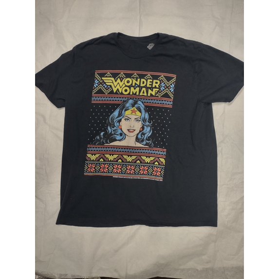 Wonder Woman crossstitch used tee- Size 2XL