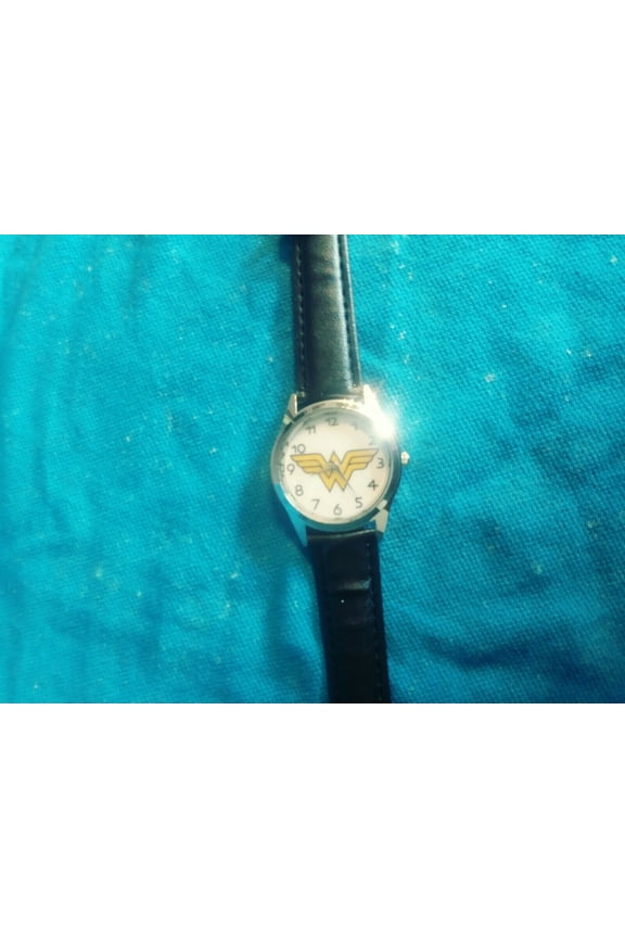 Wonder woman women's Watch Stylish Casual stainless steel DC comics new 2018