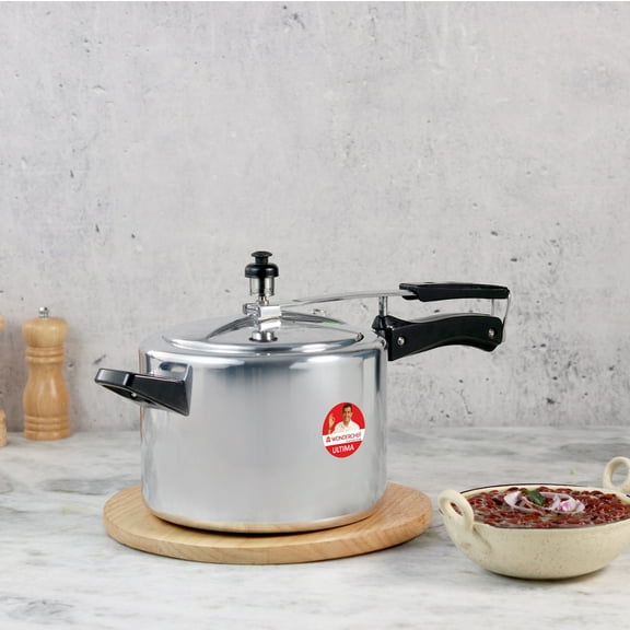 Wonderchef Ultima Inner Lid Indian Cooking Aluminum Pressure Cooker, Silver, 2 Quarts