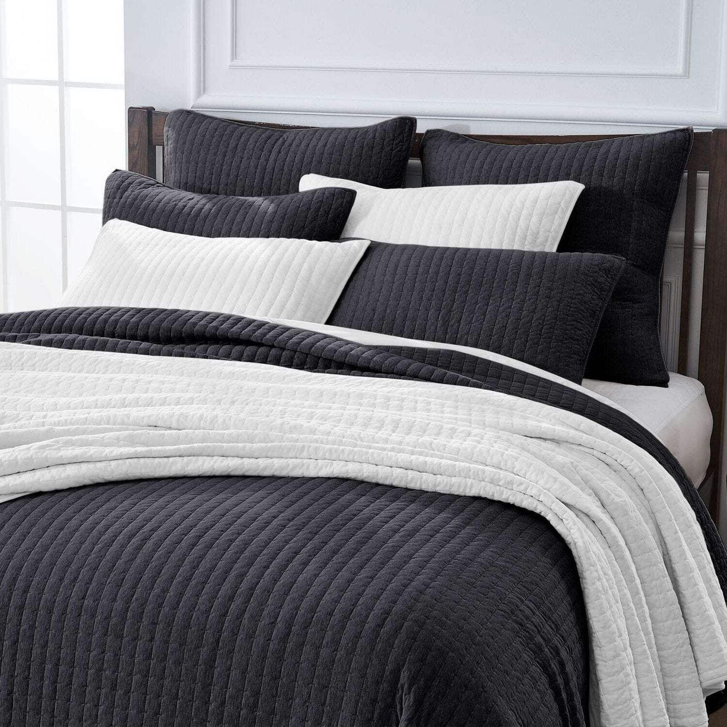 Full Black and White Cotton Reversible Quilt Set