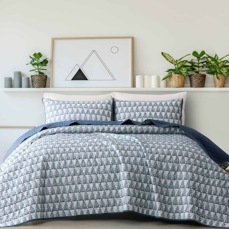 Blue Cotton Full Quilt Set with Pillow Shams