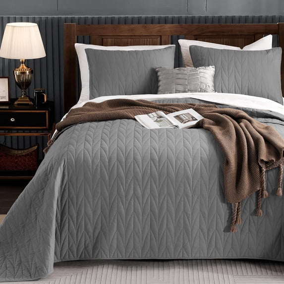 Wonderful Bedding Solid Washed Cotton 3-Piece Quilt Set
