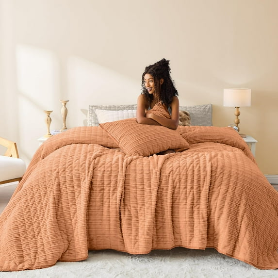 Wonderful Bedding Vintage Corduroy 3-Piece Quilt Set