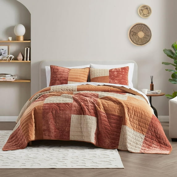Wonderful Patchwork Collection Farmhouse 3-Piece Quilt Set, King, Beige