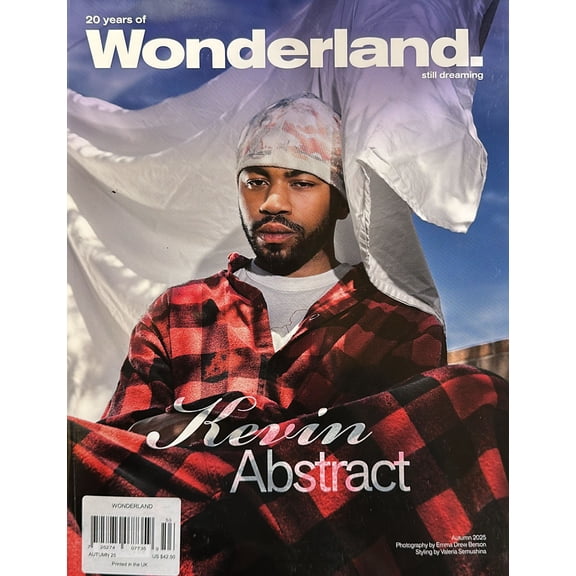 Wonderland Magazine Autumn 2025