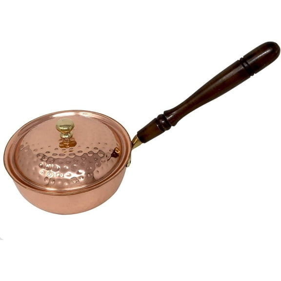 Wonderlist HandicraftsCopper Cookware Pot with Wooden Handles and Lid Indian Kitchen Utensil Hand Hammered Capacity 1150 Ml