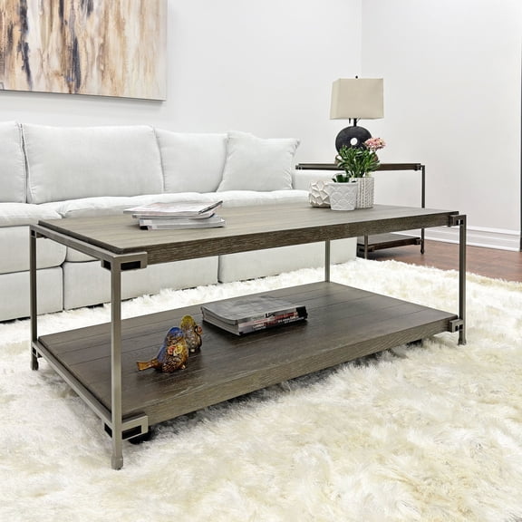 Wood Coffee Table with Casters and Stable Framework / Durable Display for Living Area