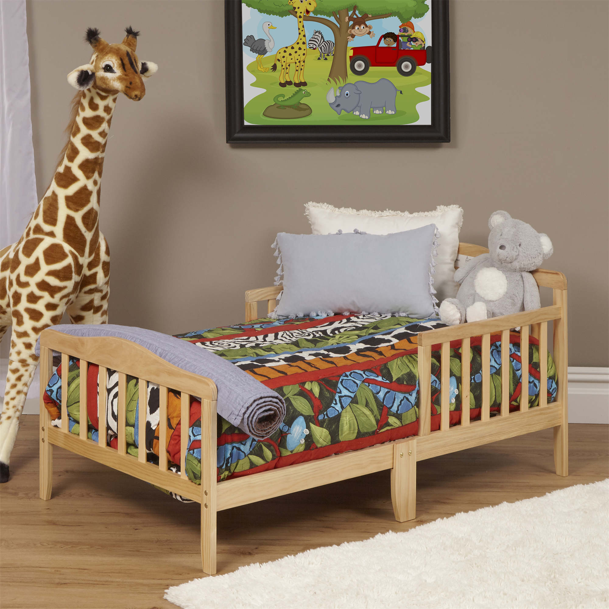 Wood Toddler Bed, Classic Design Toddler Bed with safety side rails